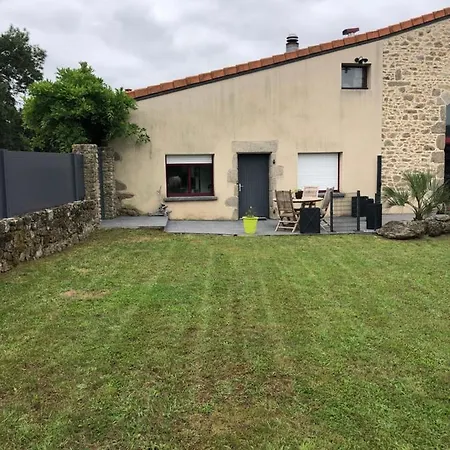 Hébergement de vacances Entièrement Rénové Bord De Sèvre *